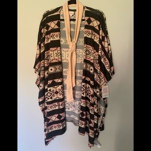 NWT LuLaRoe Savannah Kaftan Sz S/M
